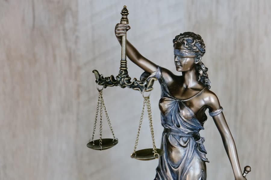 Estátua da justiça — advocacia previdenciária